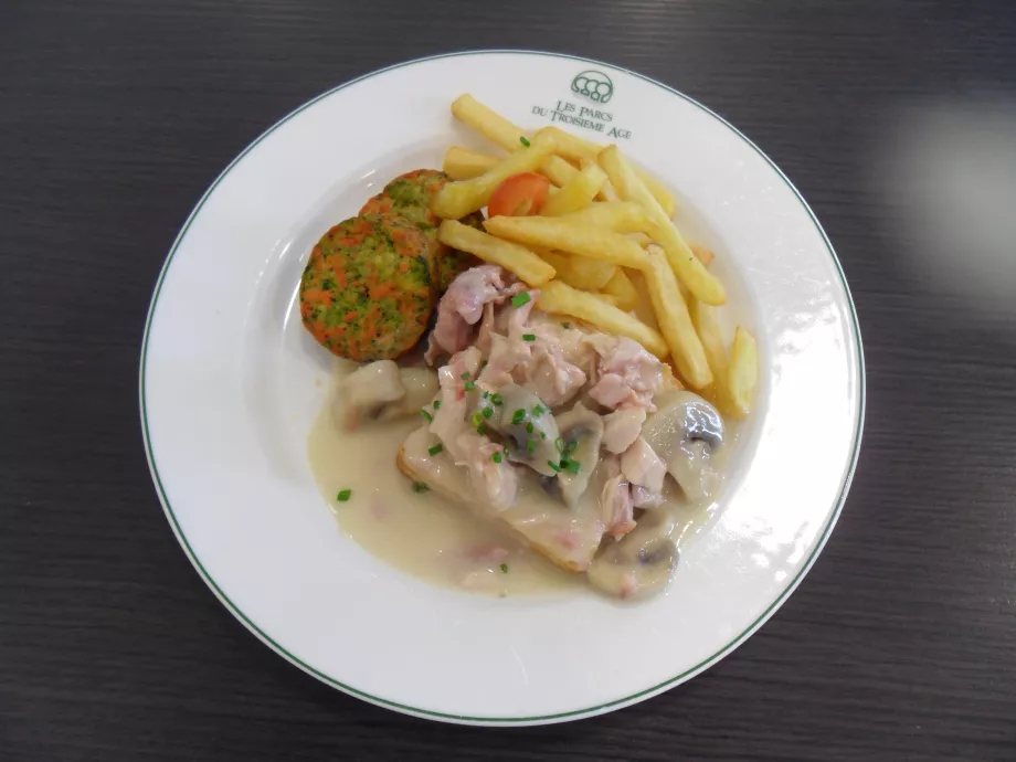 Bouchée à la reine-frites-galettes de légumes